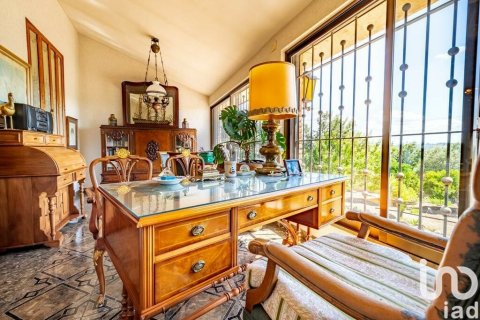 Zamek w El Mila, Tarragona, Hiszpania 8 sypialni, 820 mkw. nr 154229 – zdjęcie 8