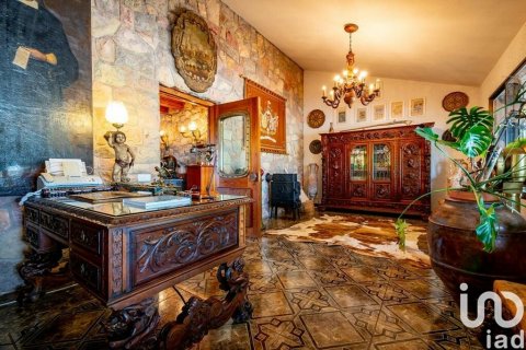 Zamek w El Mila, Tarragona, Hiszpania 8 sypialni, 820 mkw. nr 154229 – zdjęcie 15