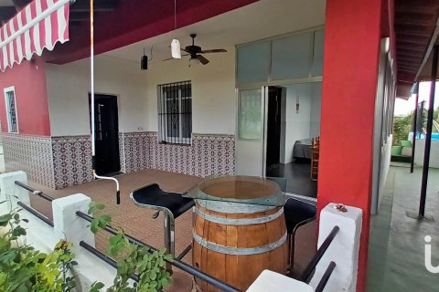 Продажа дома в Гандия, Валенсия, Испания 3 спальни, 1826м2 №154232 - фото 9