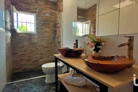 Продажа дома в Гандия, Валенсия, Испания 3 спальни, 1826м2 №154232 - фото 14