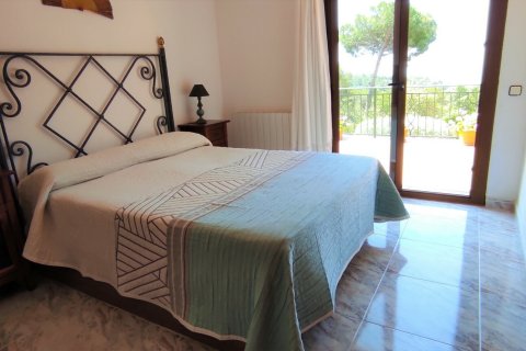 Dom w Lloret de Mar, Girona, Hiszpania 4 sypialnie, 311 mkw. nr 154230 – zdjęcie 15