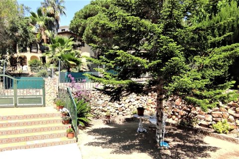 Dom w Lloret de Mar, Girona, Hiszpania 4 sypialnie, 311 mkw. nr 154230 – zdjęcie 5