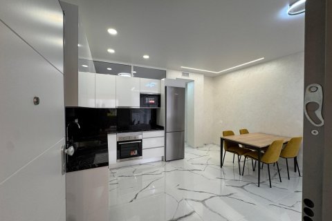 Appartamento in vendita a Torrevieja, Alicante, Spagna 2 camere da letto, 67 mq. N° 177554 - foto 4