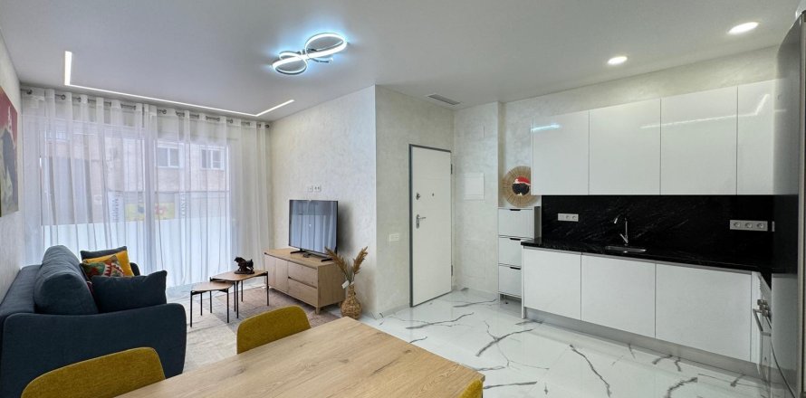 Appartamento a Torrevieja, Alicante, Spagna 2 camere da letto, 67 mq. N° 177554