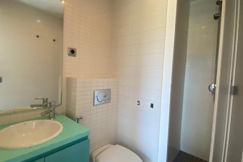 Apartment for rent in Madrid, Spain 1 room, 25 sq.m. No. 177556 - photo 3