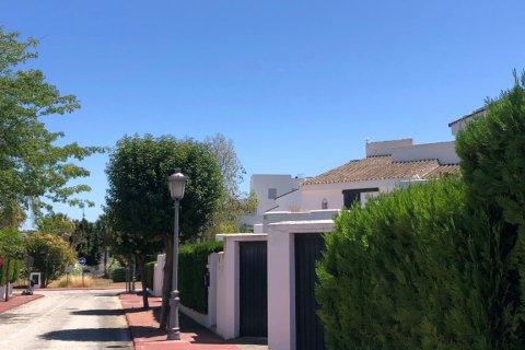 House in Marbella, Malaga, Spain 3 bedrooms, 280 sq.m. No. 177559
