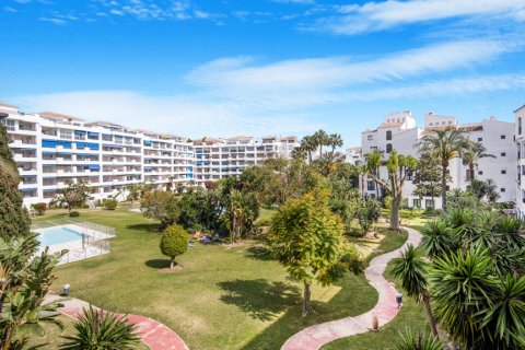 Apartment for rent in Marbella, Malaga, Spain 1 room, 55 sq.m. No. 177557 - photo 4