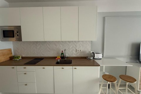 Apartment for rent in Marbella, Malaga, Spain 1 room, 55 sq.m. No. 177557 - photo 18