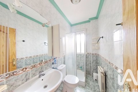 Casa in vendita a Guadahortuna, Granada, Spagna 4 camere da letto, 200 mq. N° 172756 - foto 11