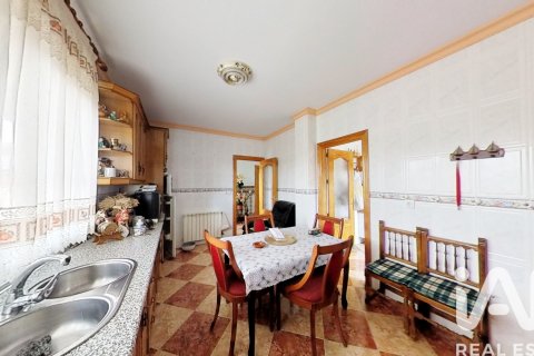 Casa in vendita a Guadahortuna, Granada, Spagna 4 camere da letto, 200 mq. N° 172756 - foto 16