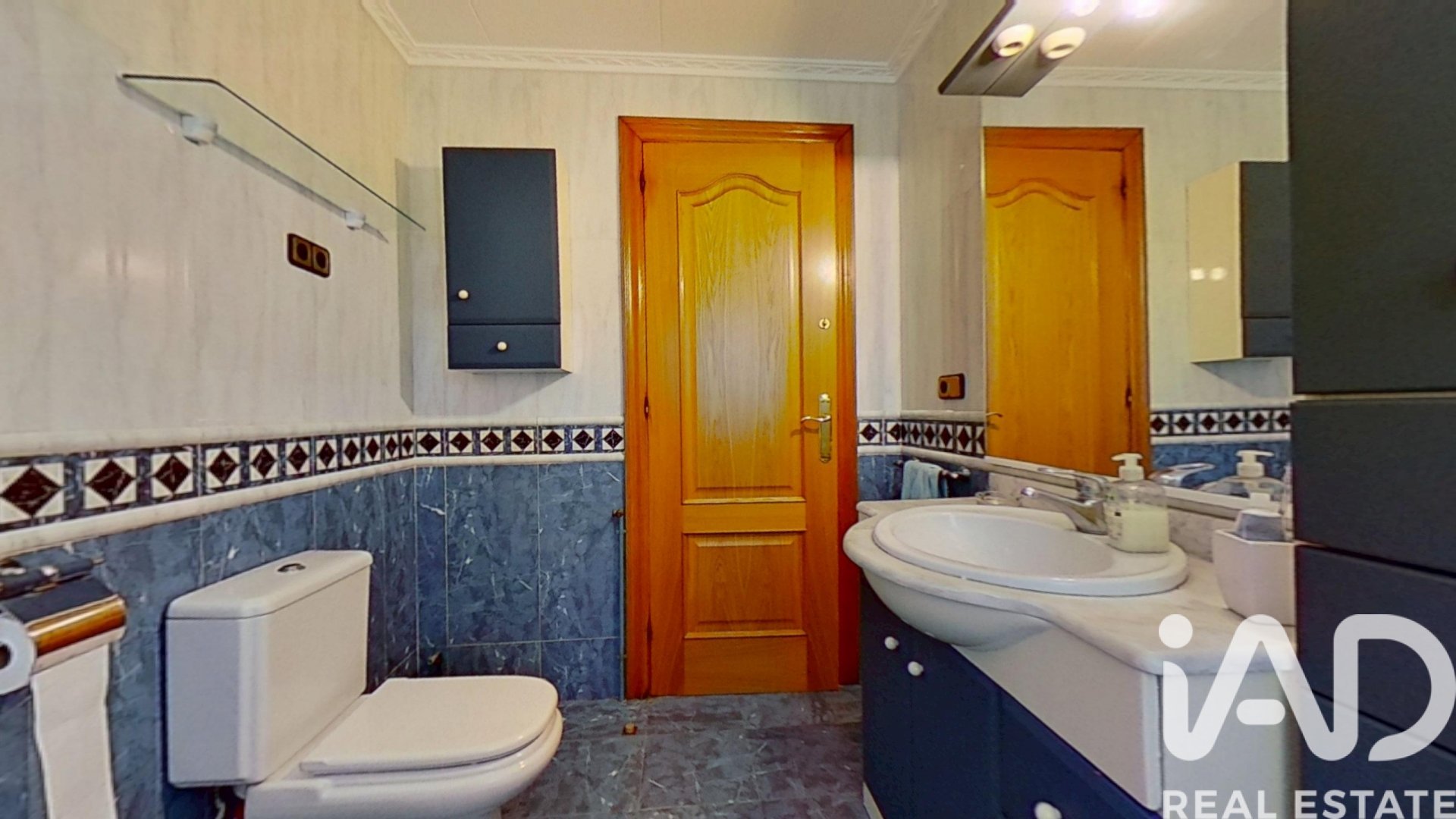 House in El Vendrell, Tarragona, Spanien 5 Schlafzimmer, 382 m2 Nr. 172752