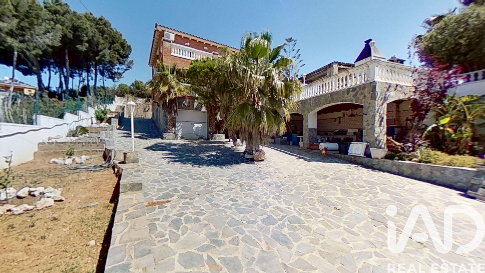 House in El Vendrell, Tarragona, Spanien 5 Schlafzimmer, 382 m2 Nr. 172752