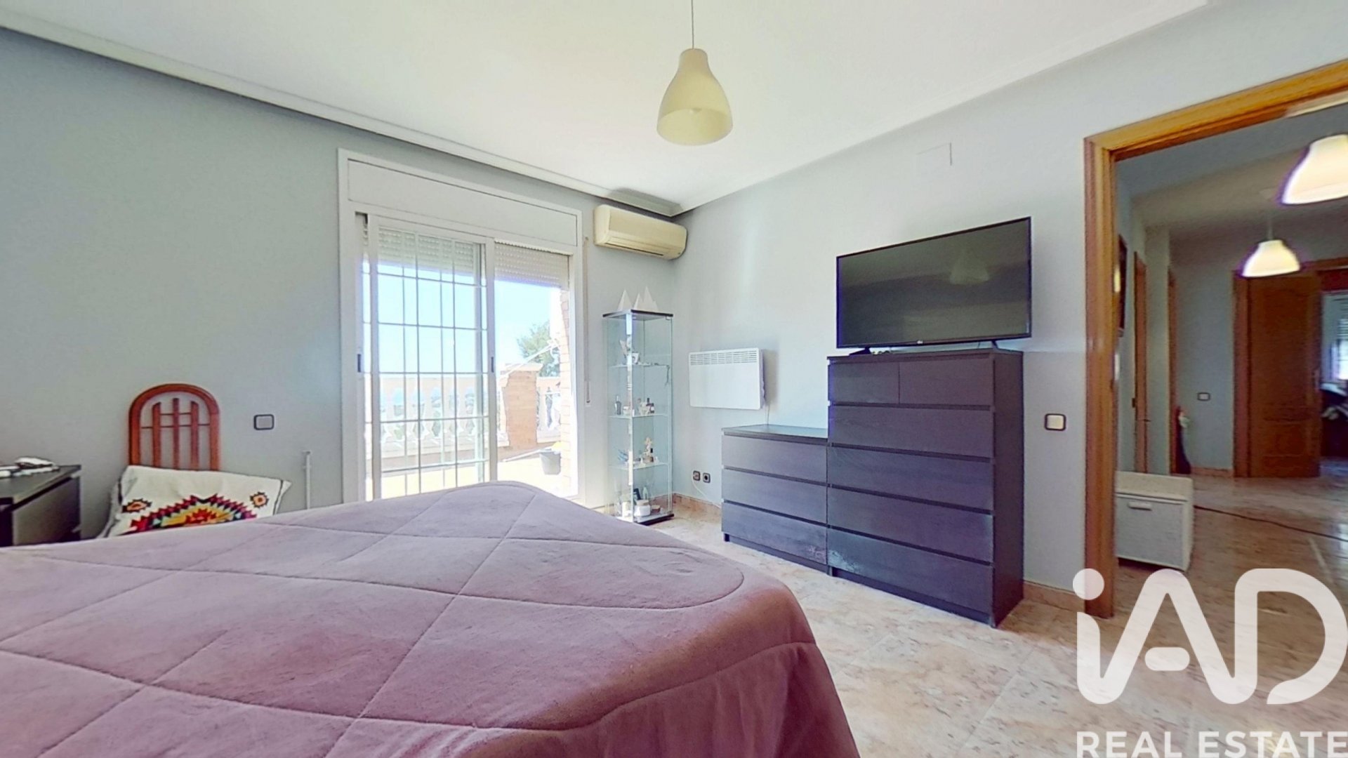 House in El Vendrell, Tarragona, Spanien 5 Schlafzimmer, 382 m2 Nr. 172752