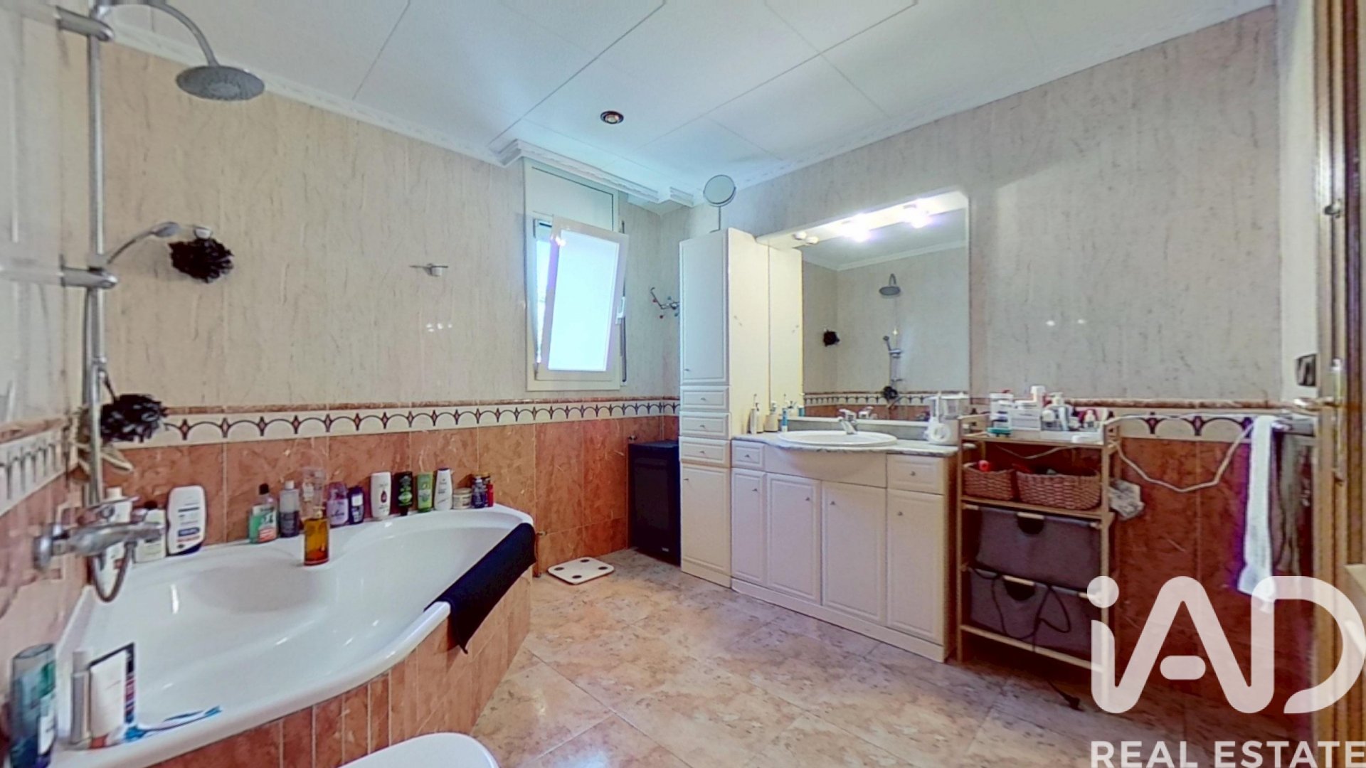 House in El Vendrell, Tarragona, Spanien 5 Schlafzimmer, 382 m2 Nr. 172752
