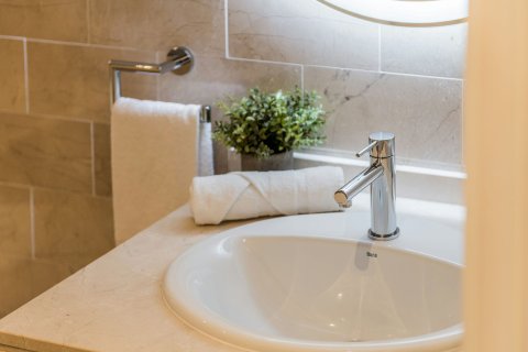 Apartament w Benahavis, Malaga, Hiszpania 1 sypialnia, 70 mkw. nr 162517 – zdjęcie 25