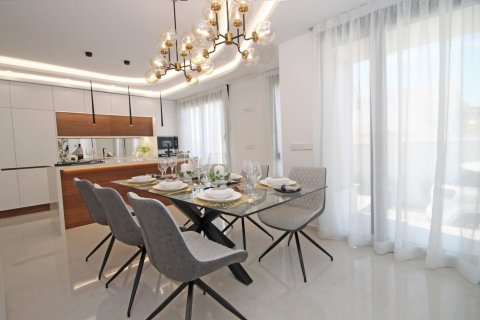 Продажа виллы в Эль Чапарраль, Аликанте, Испания 3 спальни, 147м2 №77742 - фото 8