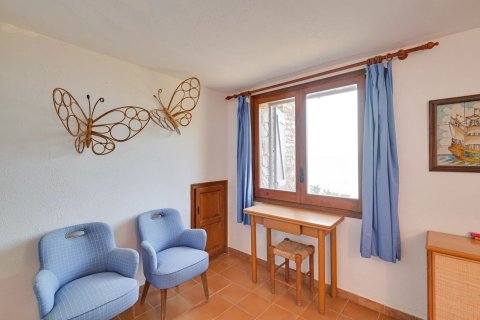 Hus till salu i Begur, Girona, Spanien 6 sovrum, 251 kvm. Nr. 160730 - foto 27