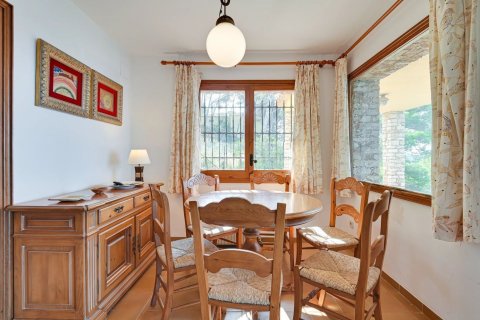 Hus till salu i Begur, Girona, Spanien 6 sovrum, 251 kvm. Nr. 160730 - foto 8