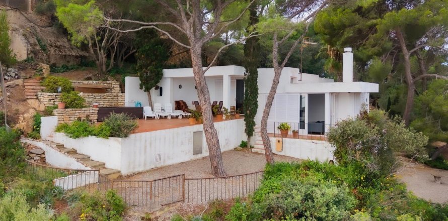 Māja Blanes, Girona, Spānijā 5 istabas, 295 m2 Nr. 160727