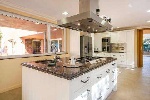 House à vendre à Begur, Girona, Espagne, 6 chambres,  No. 160728 - photo 28