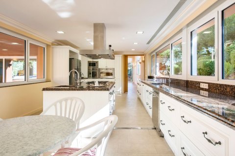 House à vendre à Begur, Girona, Espagne, 6 chambres,  No. 160728 - photo 29