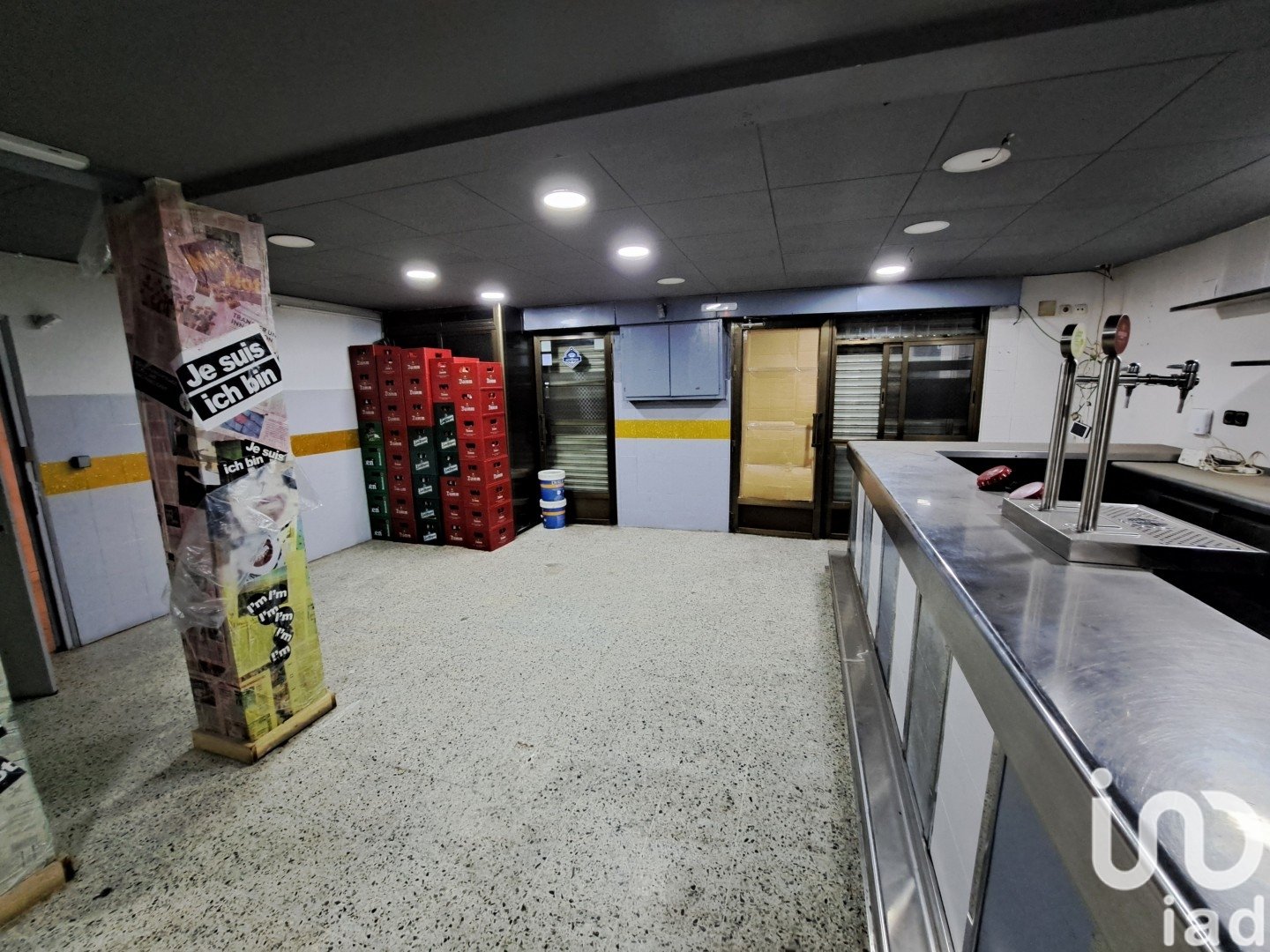 Pub a Santa Coloma de Gramenet, Barcelona, Spagna 67 mq. N° 185790