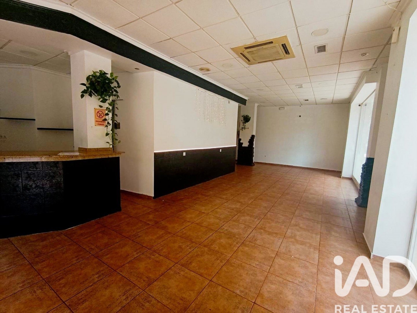 Propiedad comercial en Sant Joan d'Alacant, Alicante, España 200 m2 No. 185786