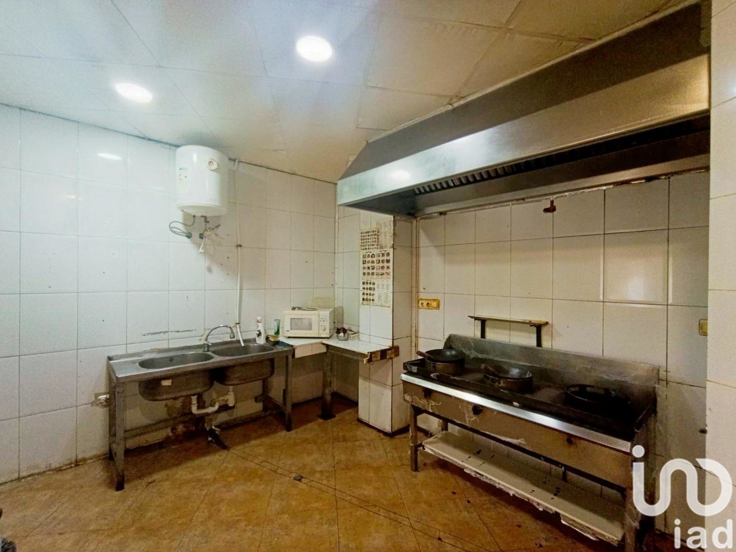 Propiedad comercial en Sant Joan d'Alacant, Alicante, España 200 m2 No. 185786