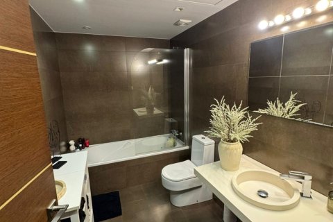 Apartment à vendre à Torrevieja, Alicante, Espagne, 3 chambres, 129 m2 No. 155534 - photo 8