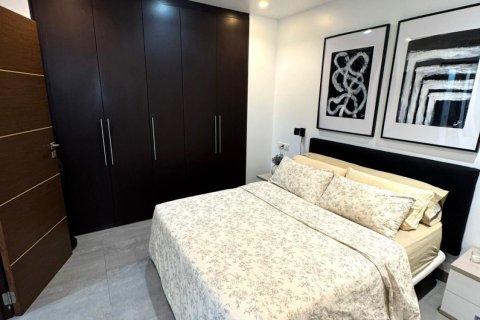 Apartment à vendre à Torrevieja, Alicante, Espagne, 3 chambres, 129 m2 No. 155534 - photo 3