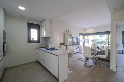 Villa en alquiler Finestrat, Alicante, España 150 m2 No. 109219 - foto 23