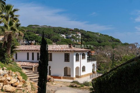Willa w Lloret de Mar, Girona, Hiszpania 12 sypialni, 1100 mkw. nr 176663 – zdjęcie 30