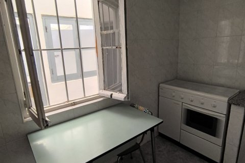 House for sale in Leon, Spain 4 bedrooms, 248 sq.m. No. 186144 - photo 10