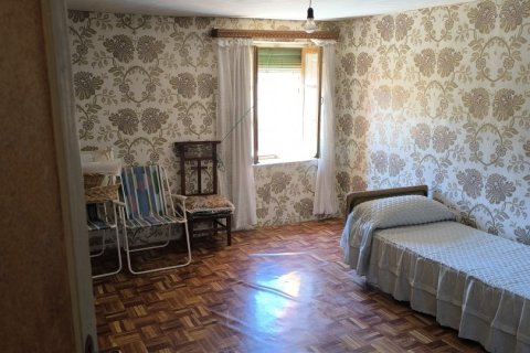 House for sale in Leon, Spain 4 bedrooms, 248 sq.m. No. 186144 - photo 25