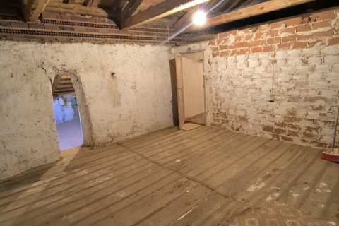 House for sale in Leon, Spain 4 bedrooms, 248 sq.m. No. 186144 - photo 28