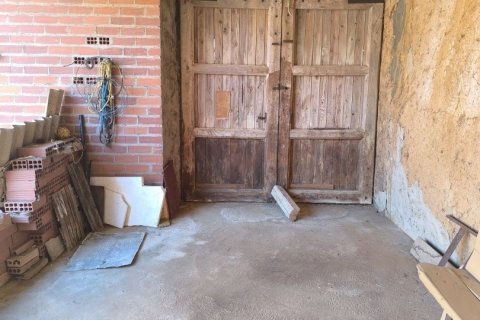 House for sale in Leon, Spain 4 bedrooms, 248 sq.m. No. 186144 - photo 3