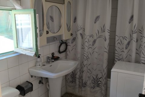 House for sale in Leon, Spain 4 bedrooms, 248 sq.m. No. 186144 - photo 22
