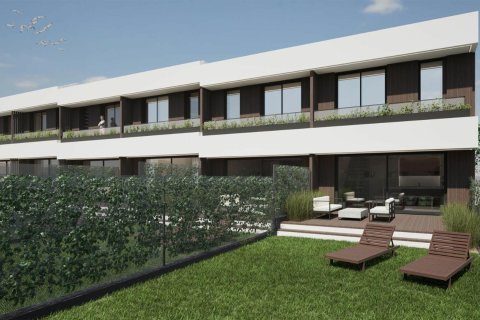 Radhus till salu i Palafolls, Barcelona, Spanien 4 sovrum, Nr. 141161 - foto 8