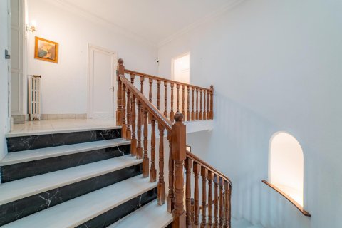 Radhus till salu i El Masnou, Barcelona, Spanien 6 sovrum,  Nr. 141158 - foto 23