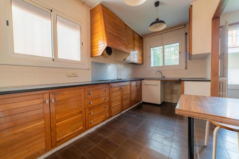 Radhus till salu i El Masnou, Barcelona, Spanien 6 sovrum,  Nr. 141158 - foto 15