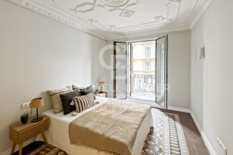 Продажа квартиры в Барселона, Испания 3 спальни, 162м2 №157026 - фото 26