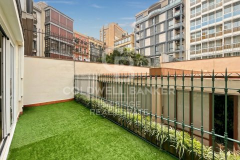 Продажа квартиры в Барселона, Испания 3 спальни, 162м2 №157026 - фото 7