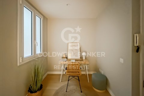 Продажа квартиры в Барселона, Испания 3 спальни, 162м2 №157026 - фото 24