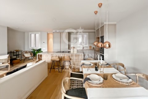 Продажа квартиры в Барселона, Испания 3 спальни, 162м2 №157026 - фото 6