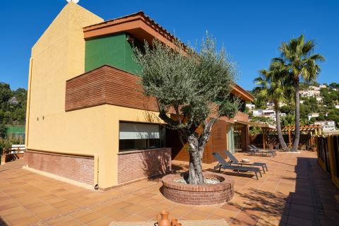 House à vendre à Blanes, Girona, Espagne, 4 chambres, 330 m2 No. 171973 - photo 8