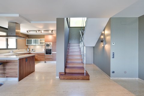 Villa for sale in Lloret de Mar, Girona, Spain 5 bedrooms, 298 sq.m. No. 180613 - photo 15