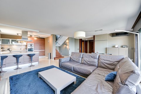 Villa for sale in Lloret de Mar, Girona, Spain 5 bedrooms, 298 sq.m. No. 180613 - photo 9