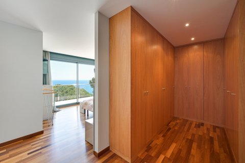 Villa for sale in Lloret de Mar, Girona, Spain 5 bedrooms, 298 sq.m. No. 180613 - photo 25