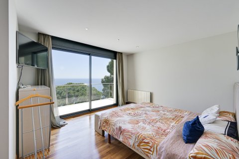 Villa for sale in Lloret de Mar, Girona, Spain 5 bedrooms, 298 sq.m. No. 180613 - photo 27