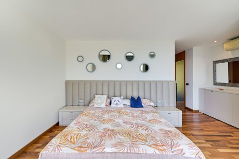 Villa for sale in Lloret de Mar, Girona, Spain 5 bedrooms, 298 sq.m. No. 180613 - photo 29